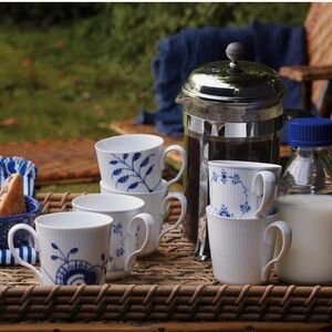 NWOT Royal Copenhagen white fluted 38cl mug